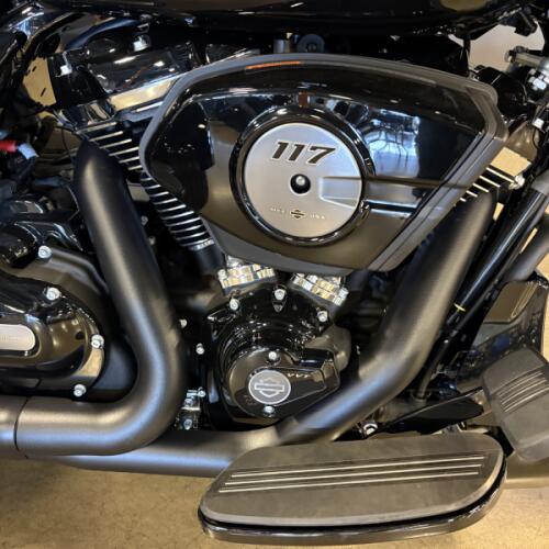 FLTRT 2026 Road Glide 3 thumb 3