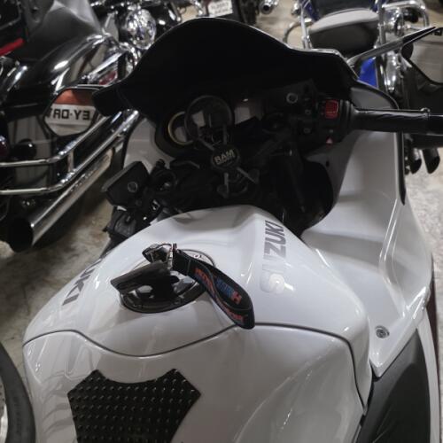 2022 Suzuki Hayabusa GSX1300R thumb 3