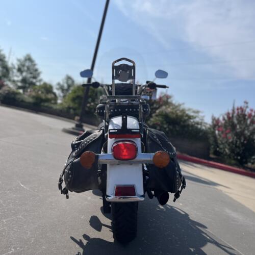 2006 Harley-Davidson® FLSTCI Heritage Softail® Classic 172 GLACIER WHITE 069048 thumb 1