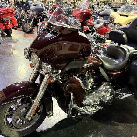 2019 Harley-Davidson® Tri Glide® Ultra thumb 3
