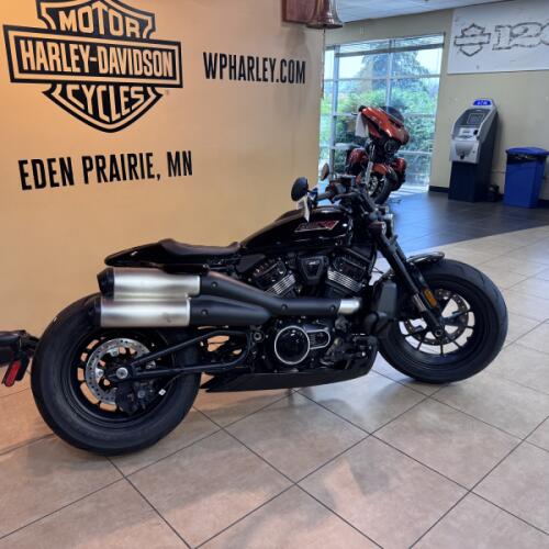 2026 Harley-Davidson® Sportster® S Vivid Black Black Trim thumb 1