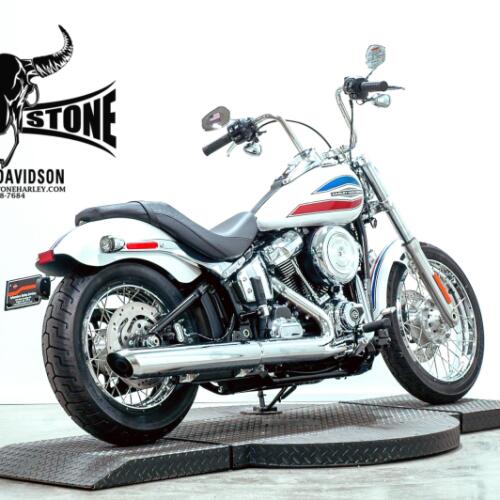 2026 Harley-Davidson® Super Glide® White Onyx Pearl thumb 3