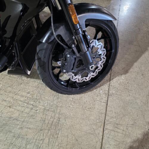 2024 Harley-Davidson® CVO™ Road Glide® ST FLTRXSTSE thumb 3