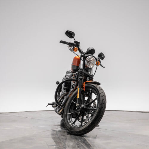 2020 HARLEY-DAVIDSON XL883N SPORTSTER IRON 883 in Scorched Orange & Silver Flux thumb 1