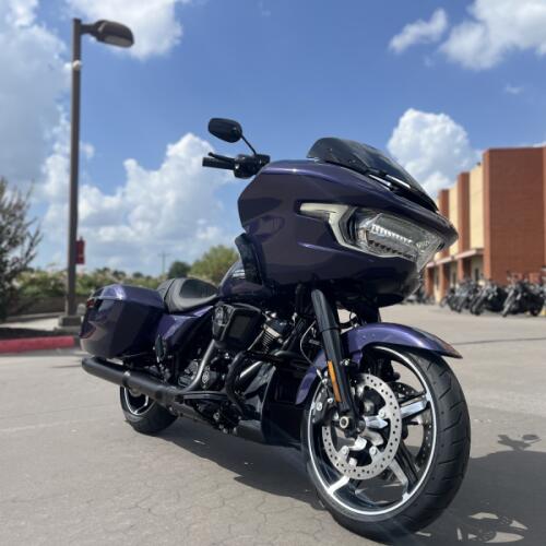 2026 Harley-Davidson® FLTRX Road Glide® Purple Abyss Black Trim thumb 3