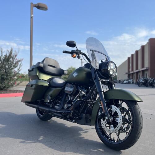 2022 Harley-Davidson® FLHRXS  Road King® Special Mineral Green Denim 634625 thumb 3