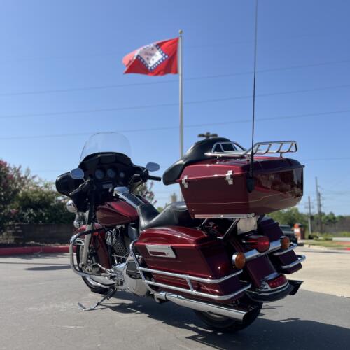 2010 Harley-Davidson® FLHTC Electra Glide® Classic RED HOT SUNGLO 634791 thumb 0
