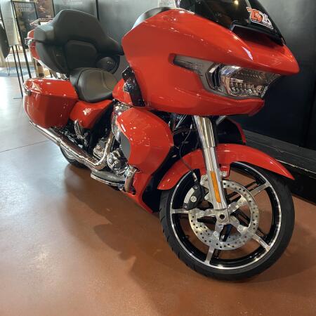 2026 Harley-Davidson® Road Glide® FLTRX thumb 2