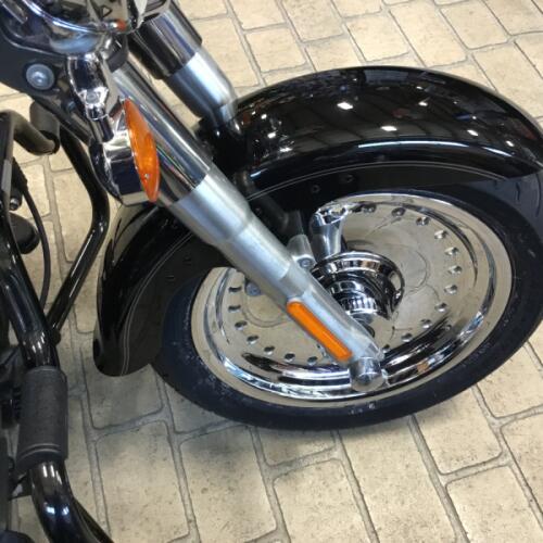 2013 Harley-Davidson® Fat Boy® Vivid Black thumb 2