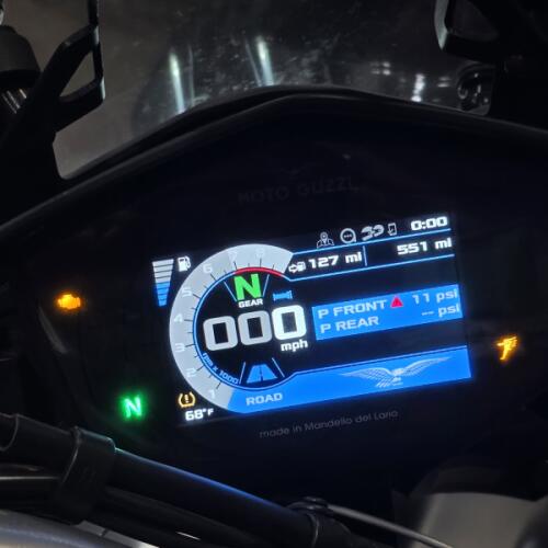 2022 Moto Guzzi V85 TT Travel E5 GU9032275USN02 thumb 2