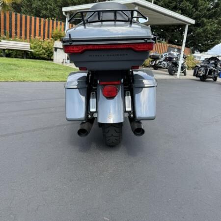 2022 Harley-Davidson® Road Glide® Limited Gunship Grey - Black Finish thumb 1