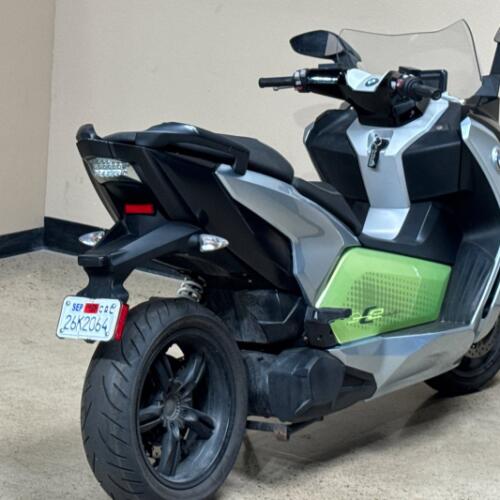 BMW Motorrad C evolution 2017 thumb 0