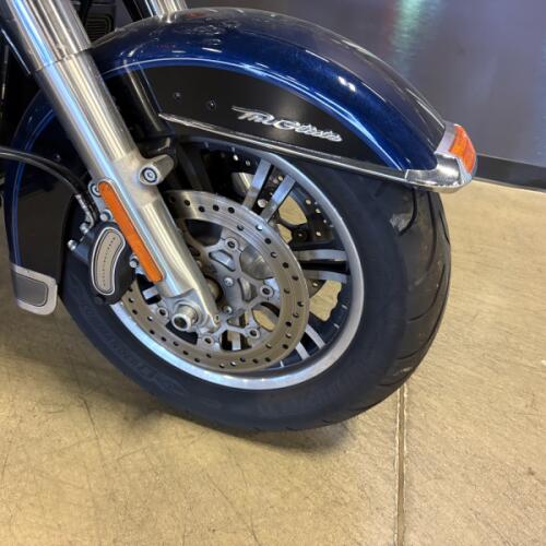 FLHTCUTG 2014 Tri Glide® Ultra thumb 2