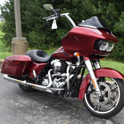 2016 Harley-Davidson® Road Glide® Special | Used Touring Motorcycle thumb 3