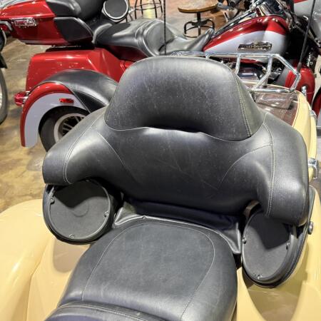 2014 Harley-Davidson® Tri Glide® Ultra thumb 0