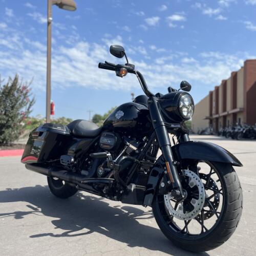 2022 Harley-Davidson® FLHRXS Road King® Special Vivid Black 660972 thumb 3