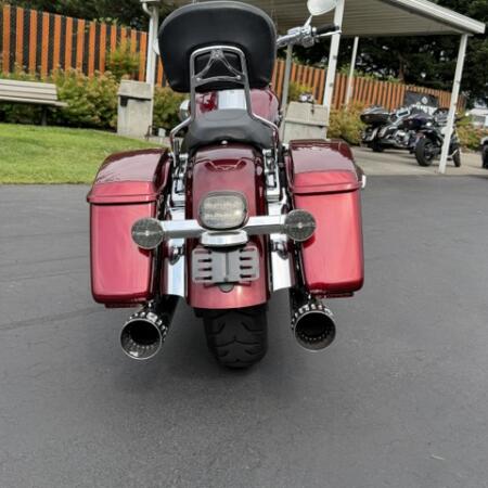 2016 Harley-Davidson® Road King® Velocity Red Sunglo thumb 1