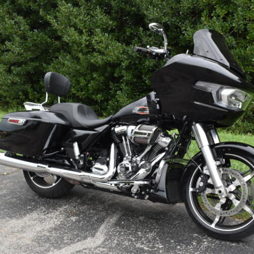 FLTRX 2024 Road Glide® thumb 3