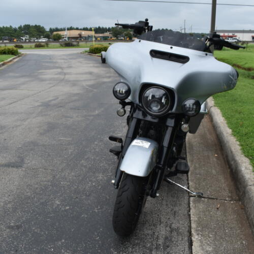 FLHXS 2019 Street Glide® Special thumb 2