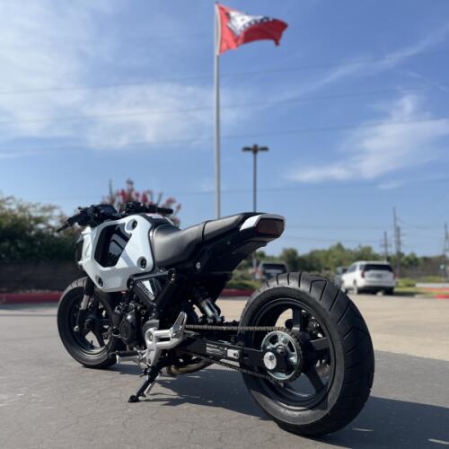 2024 Grom125 Pearl White 200283 thumb 0