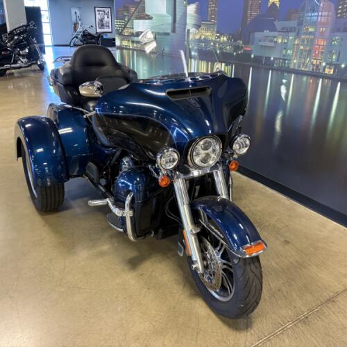 FLHTCUTG 2014 Tri Glide® Ultra thumb 1
