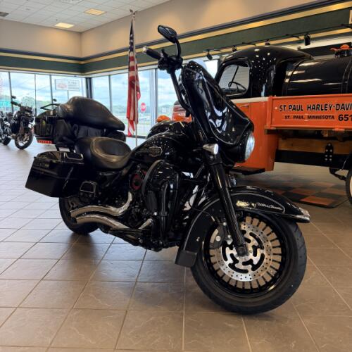 2011 Harley-Davidson Electra Glide Ultra Classic FLHTCU thumb 0