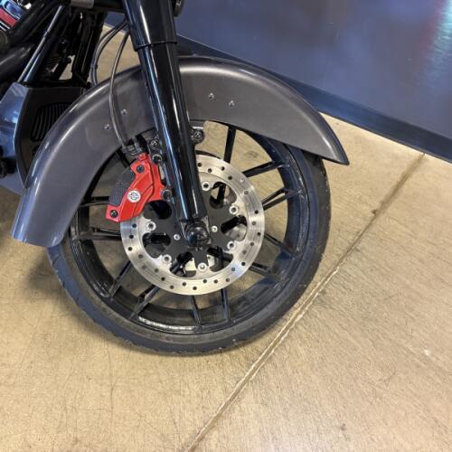FLHXSE 2020 CVO™ Street Glide® thumb 2