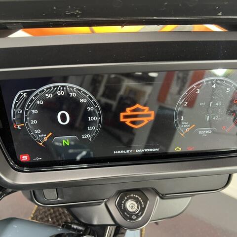 FLHX 2024 Street Glide® thumb 0