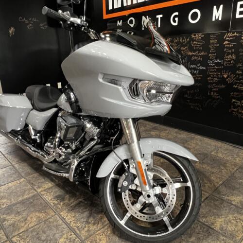 FLTRX 2025 Road Glide™ thumb 3
