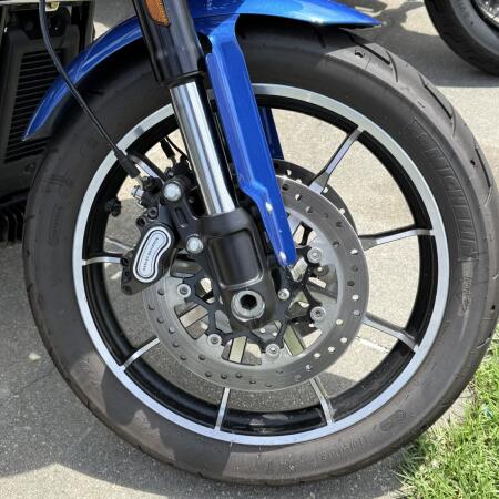 2025 Harley-Davidson® Low Rider™ ST thumb 0