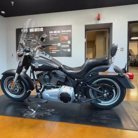 2011 Harley-Davidson® Fat Boy® Lo BLACK DENIM thumb 0