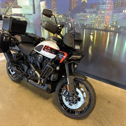 2026 Harley-Davidson® Pan America 1250 Limited RA1250L thumb 1