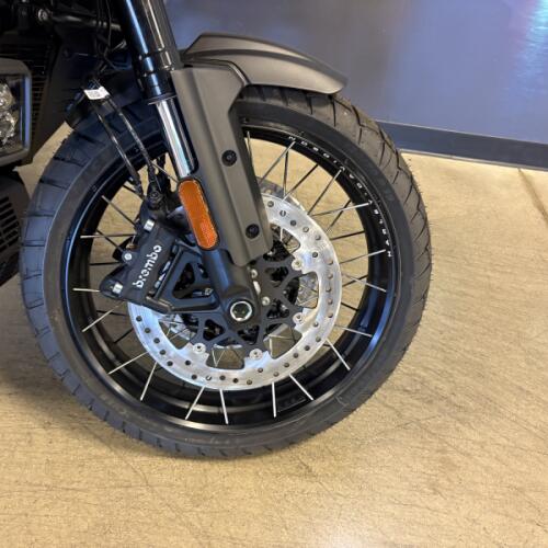 2026 Harley-Davidson® Pan America 1250 Limited RA1250L thumb 2