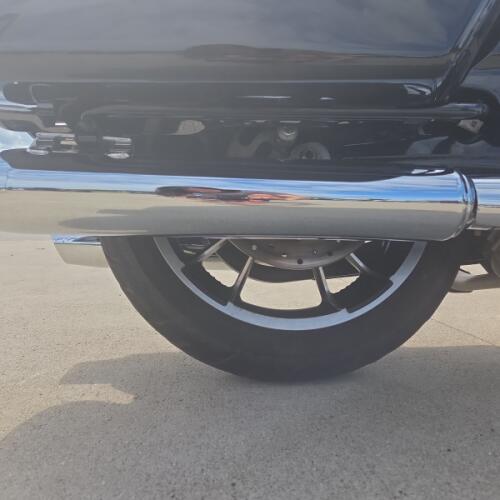 2023 Harley-Davidson® Street Glide® Vivid Black thumb 1