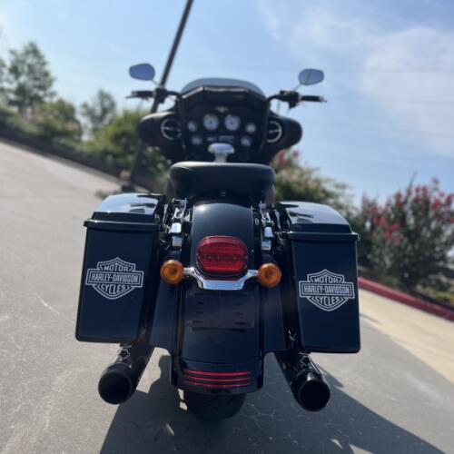 2009 Harley-Davidson® FLHX  Street Glide® BLACK 613150 thumb 1
