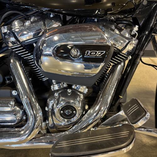 FLHX 2023 Street Glide® thumb 3