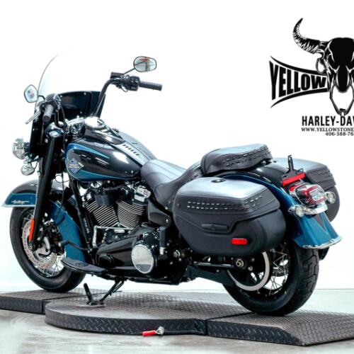 2026 Harley-Davidson® Heritage Classic Teal Thunder / Vivid Black Black Laced Wheels thumb 1
