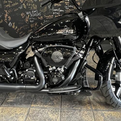 FLTRX 2026 Road Glide® thumb 0