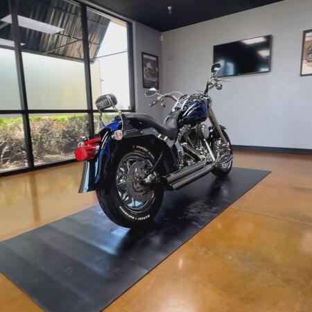 2005 Harley-Davidson® Fat Boy® SILVER W/PINSTRIPE thumb 1