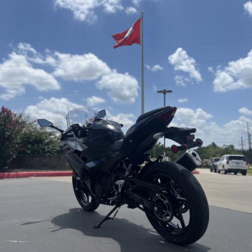 2025 Kawasaki Ninja® EX500 500 SE ABS Passion Metallic Matte Dark Gray A54738U thumb 0