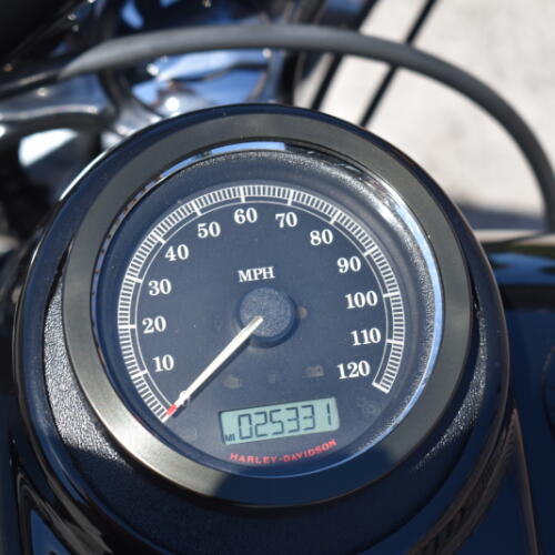 2014 Harley-Davidson® Breakout® FXSB thumb 3