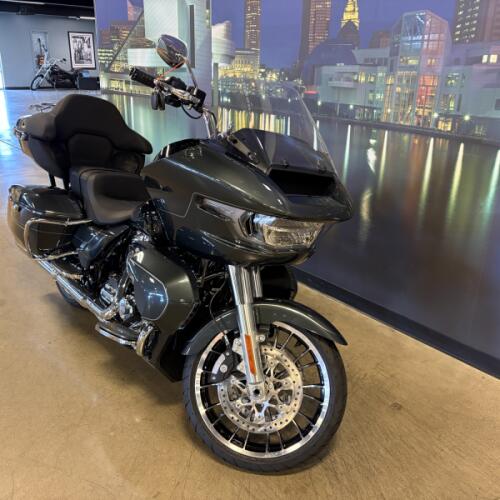 FLTRXL 2026 Road Glide Limited thumb 1
