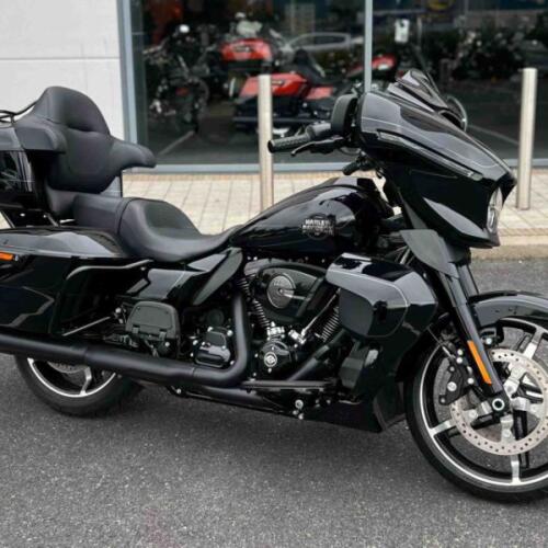 HARLEY-DAVIDSON STREET GLIDE ULTRA thumb 3