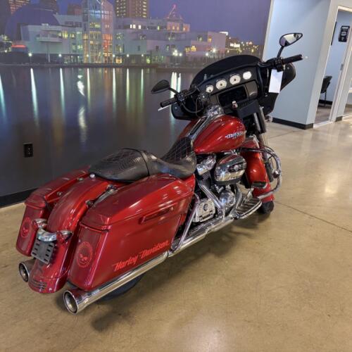 FLHX 2019 Street Glide® thumb 0