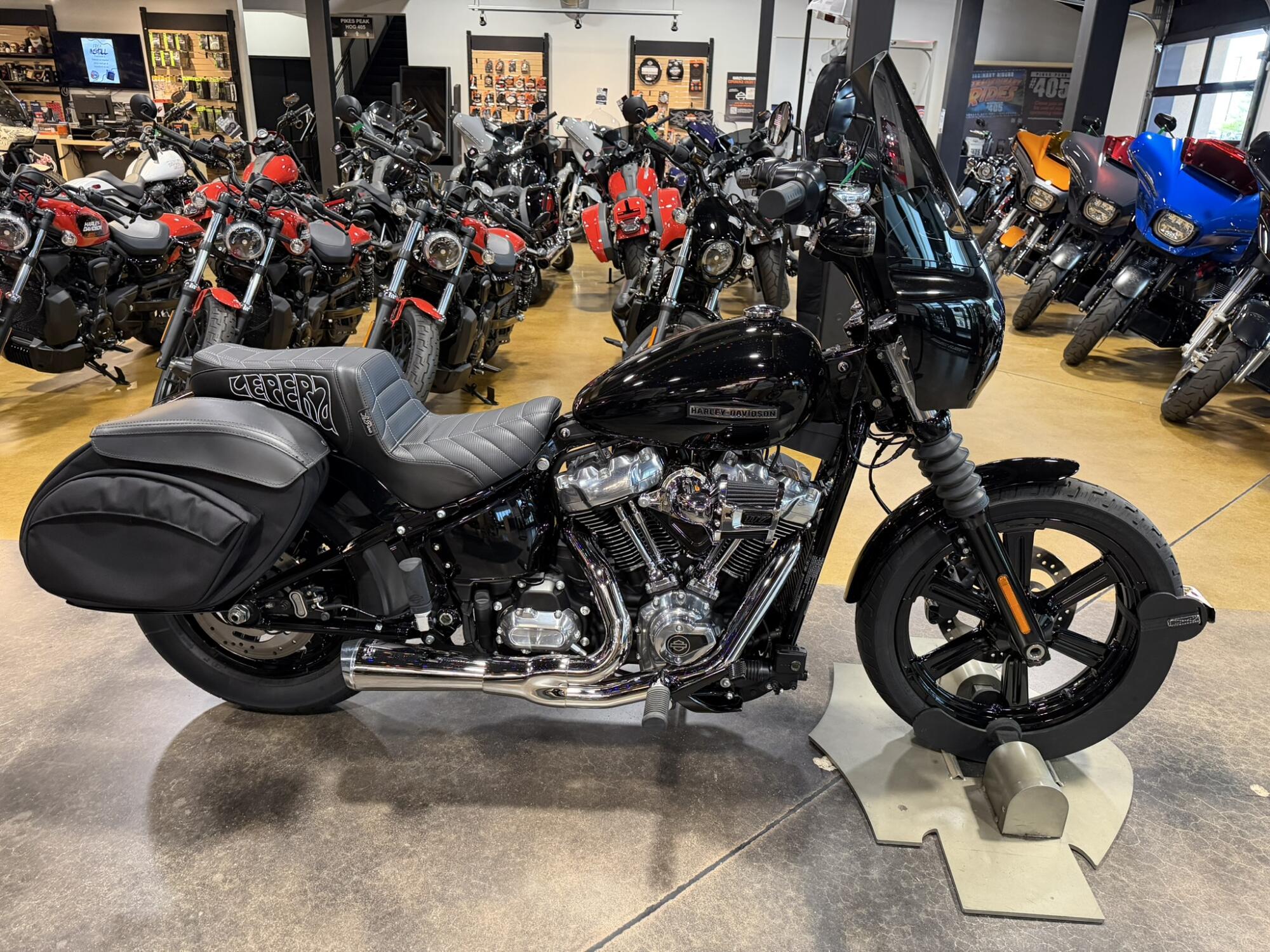 2025 Harley-Davidson® Street Bob®
