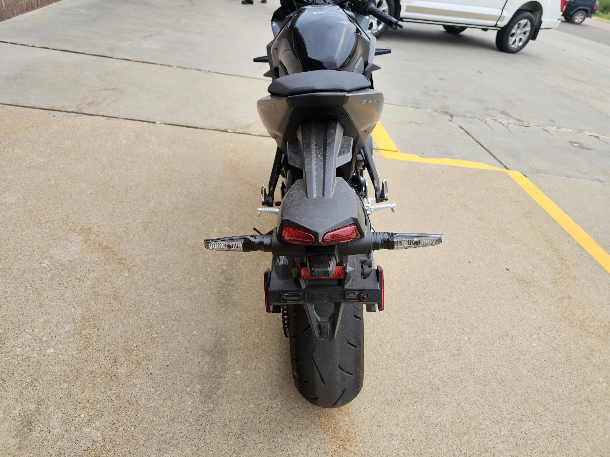 GSX800FRQM5 2025 GSX-8R, photo 17