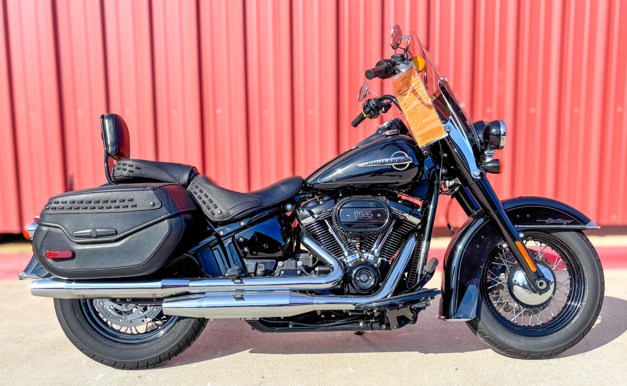 2020 Harley-Davidson® Heritage Classic 114 FLHCS Vivid Black