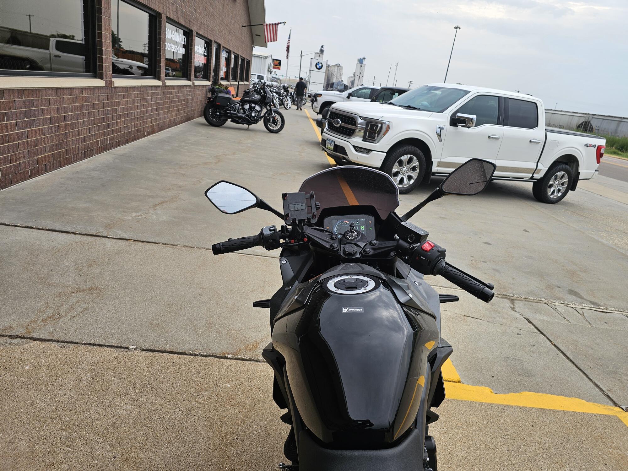 GSX800FRQM5 2025 GSX-8R, photo 21
