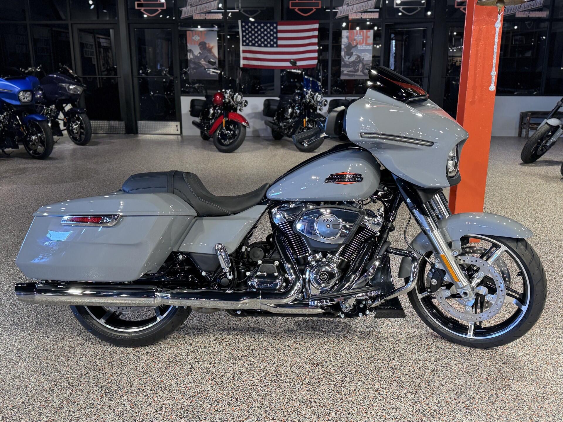 FLHX 2026 Street Glide®