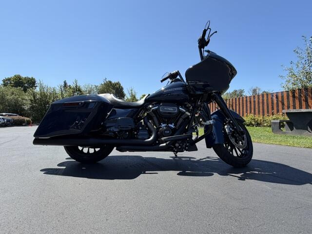 2019 Harley-Davidson® Road Glide® Special Billiard Blue